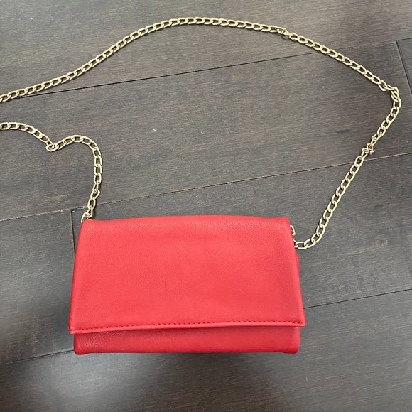 Purse - Picture 1 of 2